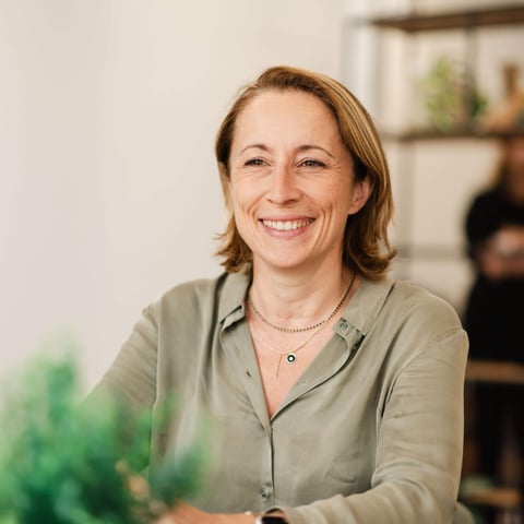 Julie Salomon, Medical Director - France