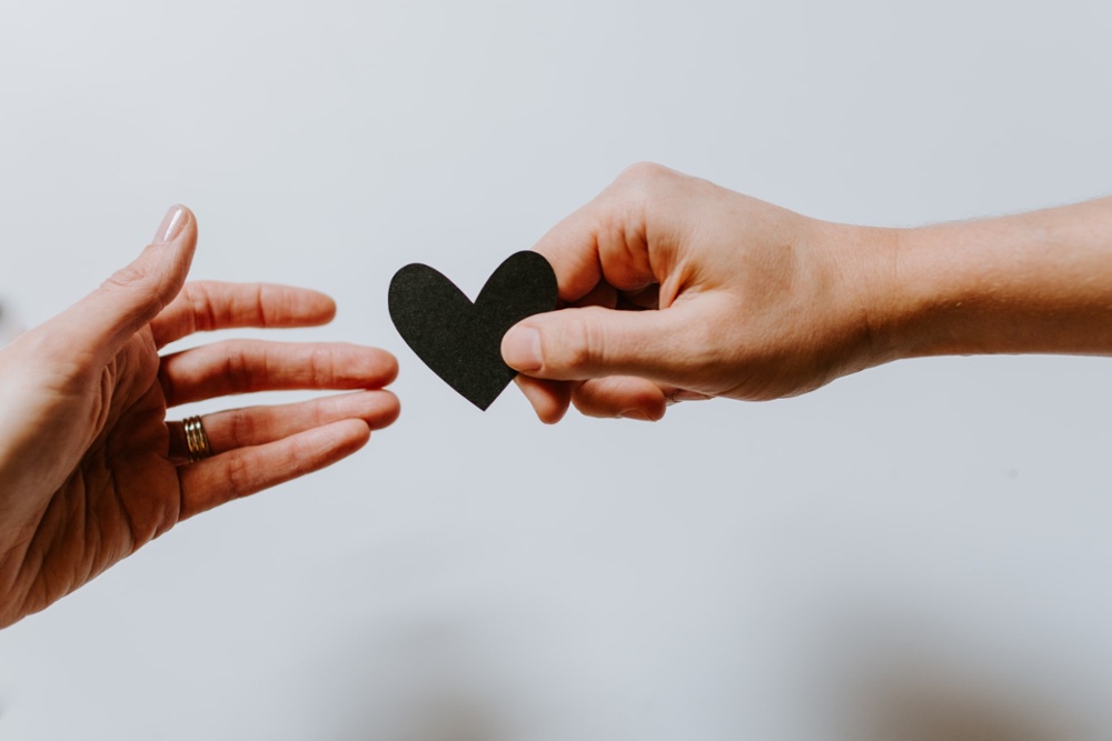 8 ways businesses can promote mental health awareness